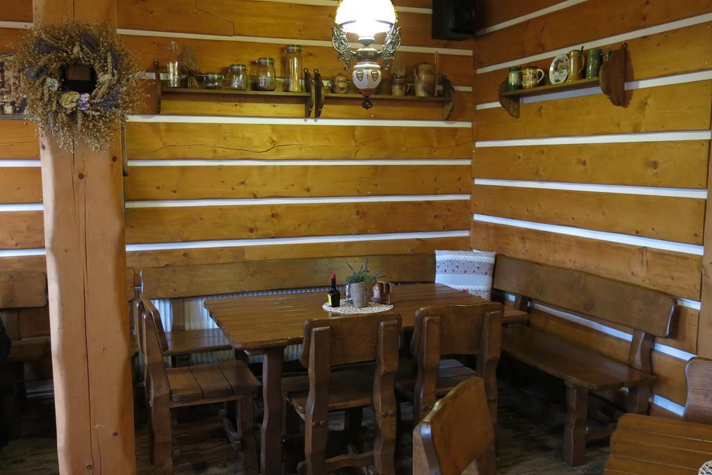 Roubenka U Mlyna Hotel Dasice Exterior foto